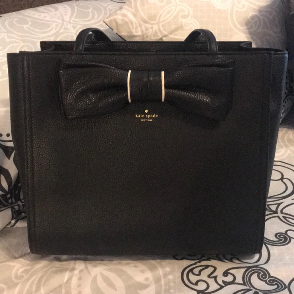 Authentic ♣️Kate Spade Handbag♣️